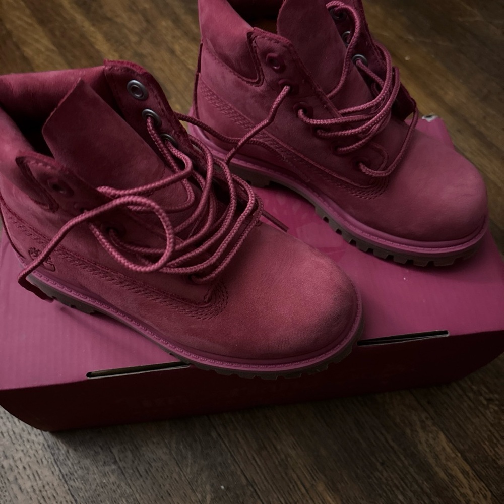 Timberland Raspberry Boots - Picture 3 of 4